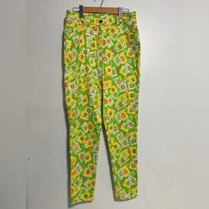 Vibrant Retro Floral Green Stretch pants